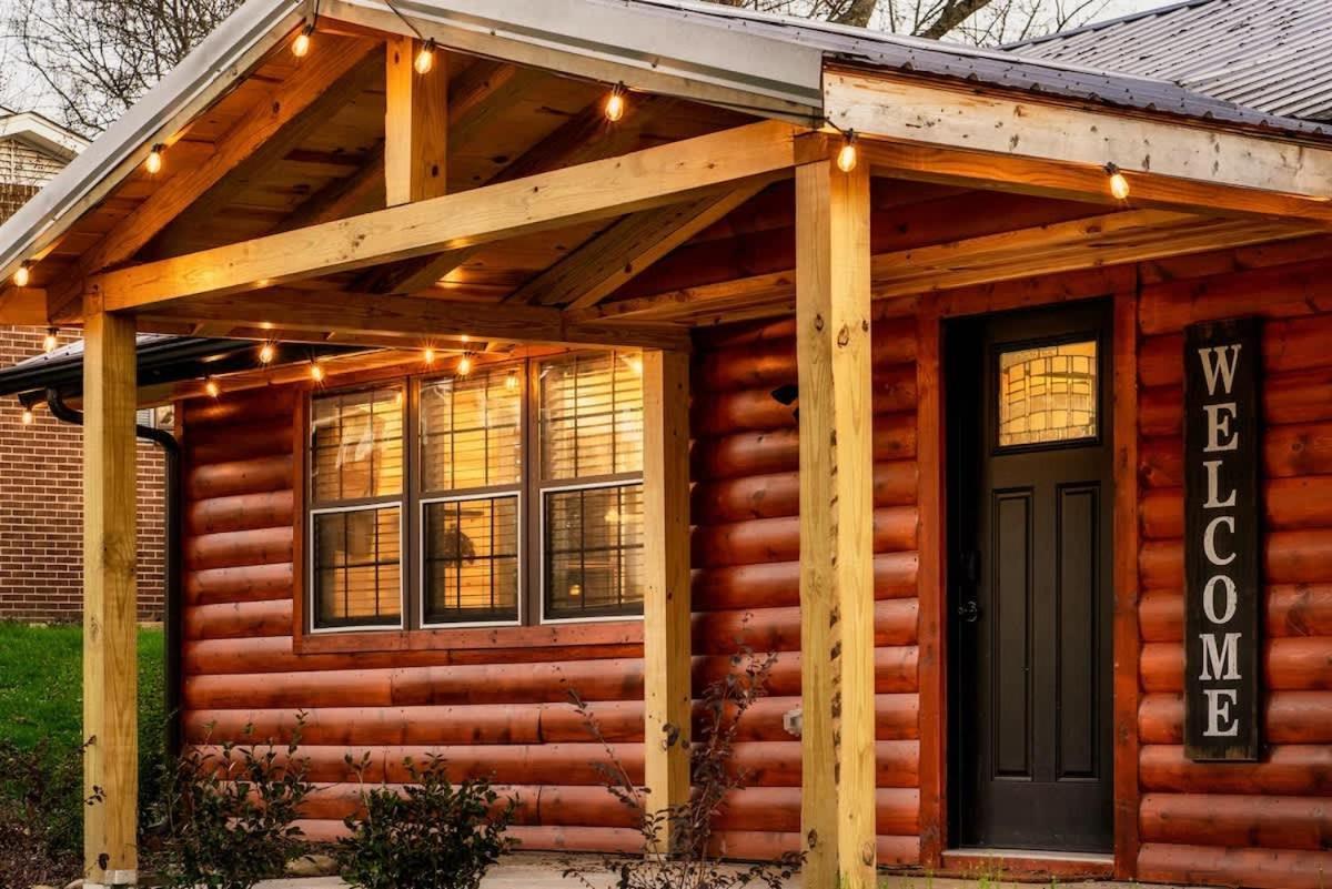 Fun Heated Pool Cabin - Walk To Parkway Pigeon Forge Exterior foto